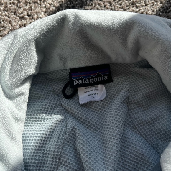 Patagonia Grey Blue Rain Jacket - Picture 7 of 14